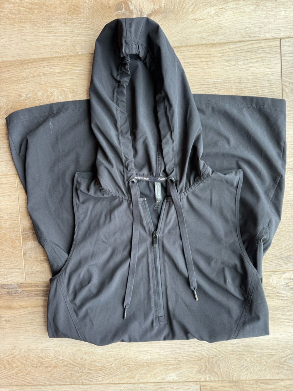 Calvin Klein Performance Long Vest Women’s - Picture 7 of 7